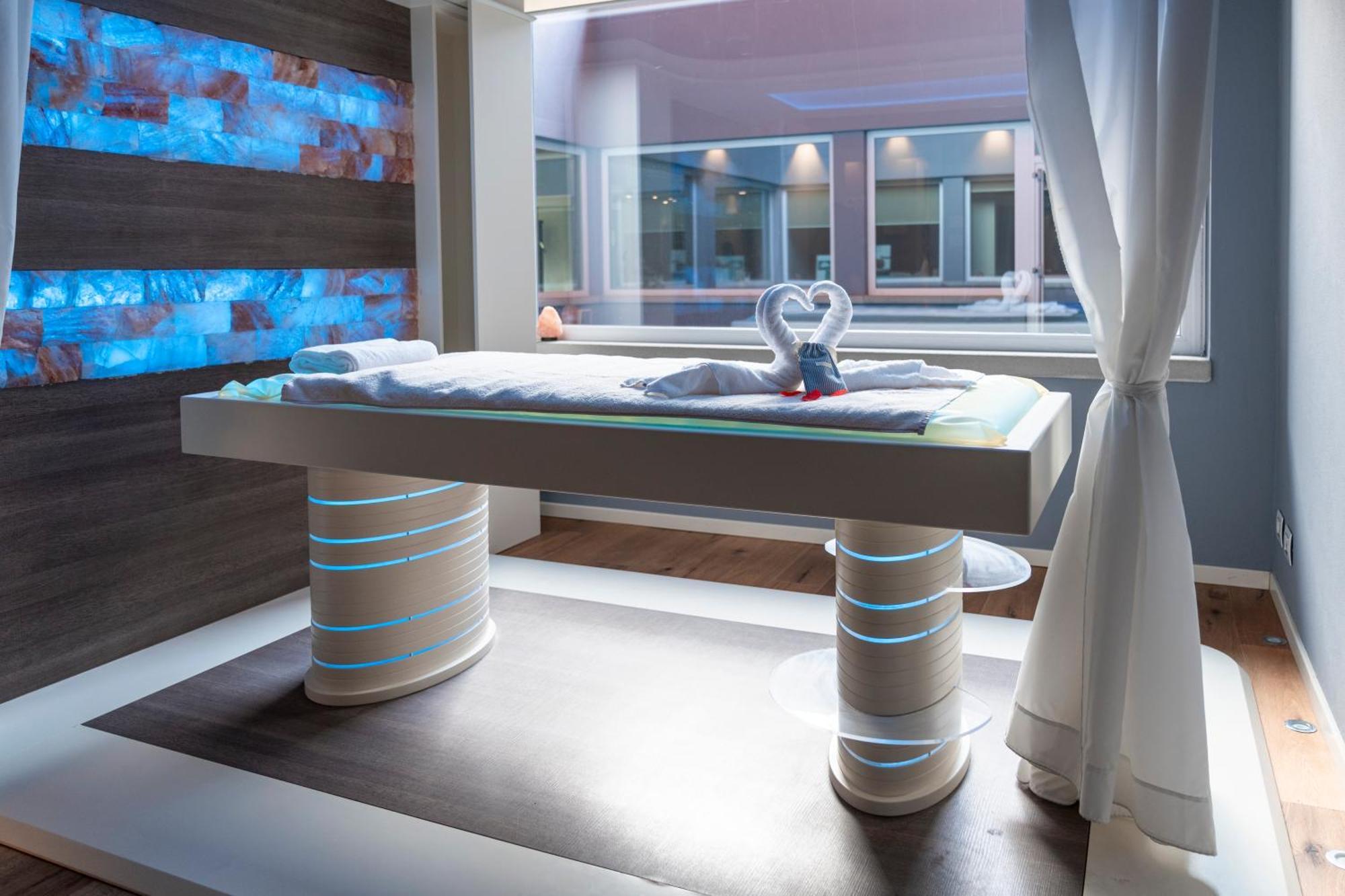 Bes Hotel Terme Di Palazzago מראה חיצוני תמונה